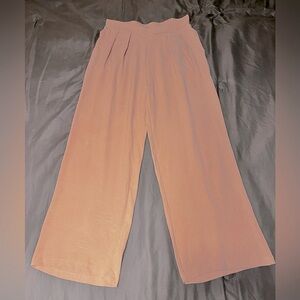 UEU designer Johnny pants pale pink activewear for business or casual size M NWT